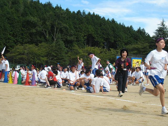 ２年学年リレー (23).jpg