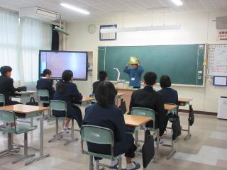 読み語り2年.JPG