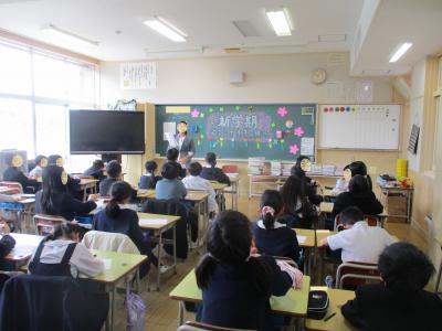 ①学級開き（４-２）.jpg