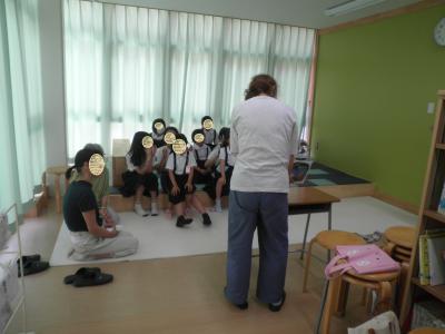 昼読み聞かせ②.jpg
