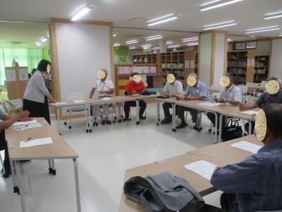 情報交換会①.jpg