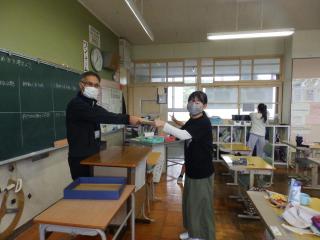 PB060003.JPG