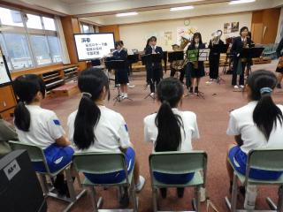 PB150100.JPG
