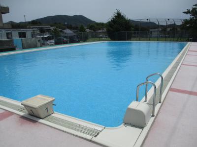 プール