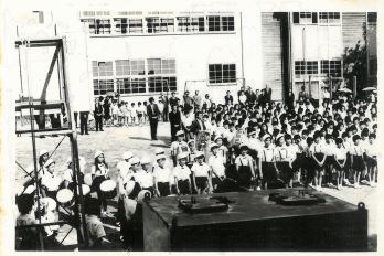 S49.6_100年記念碑除幕式3.jpg