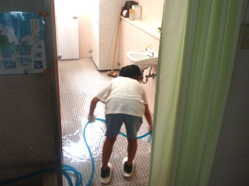 ６掃除４.JPG