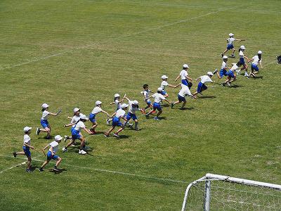 中学年リレー２.jpg