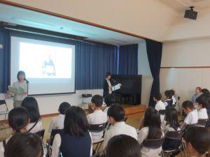 ６年平和学習（朗読劇） (10).JPG
