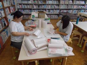 学校図書館.JPG